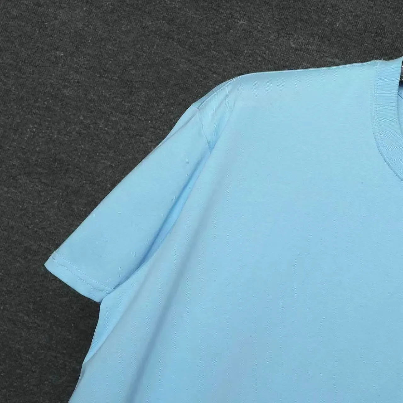 26ss CASABLANCA original printing process short-sleeved T-shirt original development using high-density double yarn pure cotton fabric upper body soft and comfortable color Black White Dark Green color Orange Pink Blue Royal Blue color cigarette powder 8 colors Sizes S M L XL